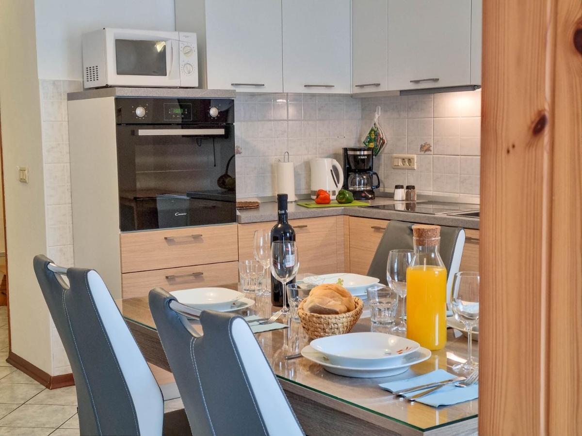 Apartmaji Jakob 1 Бовец Экстерьер фото