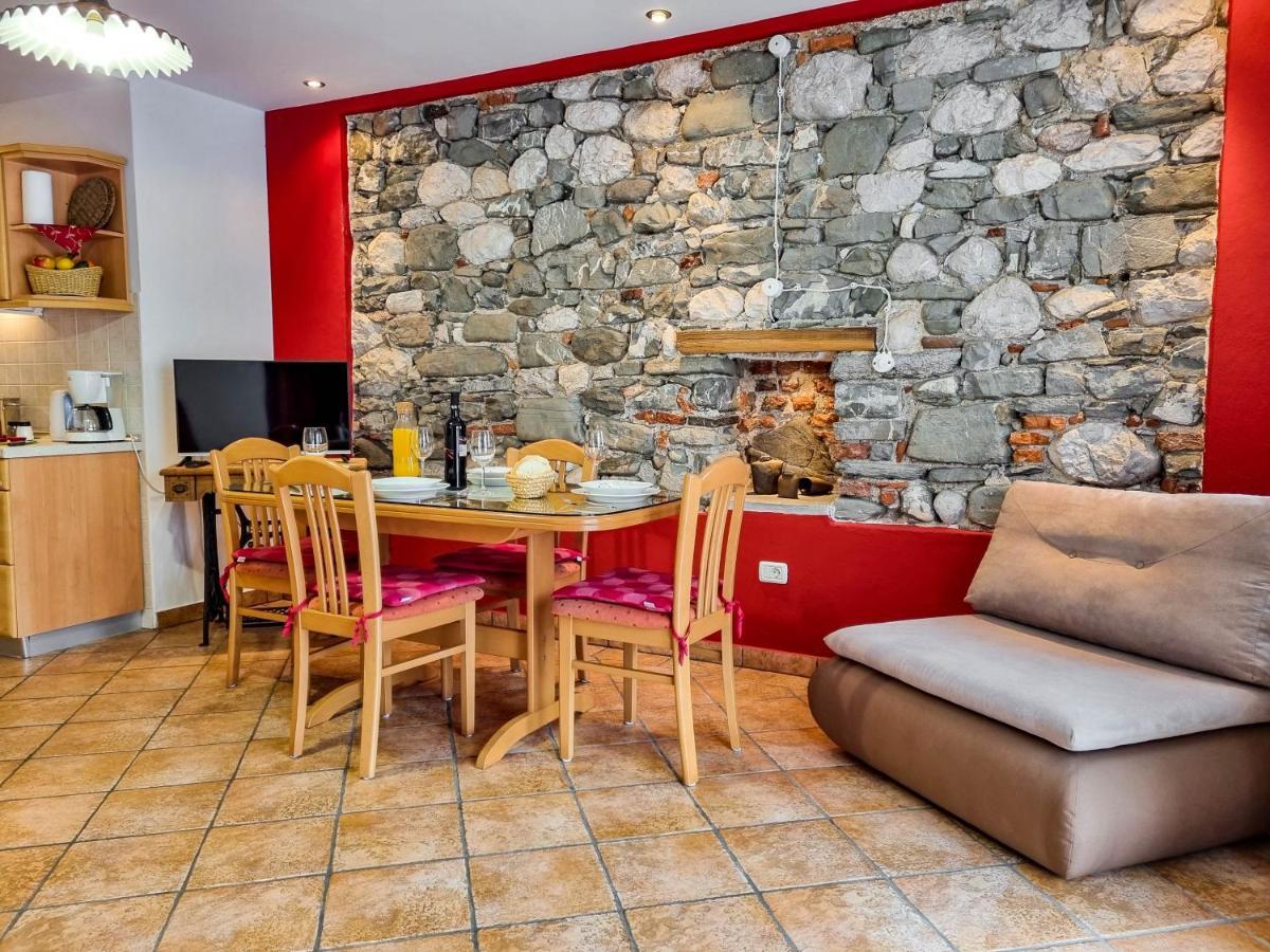 Apartmaji Jakob 1 Бовец Экстерьер фото