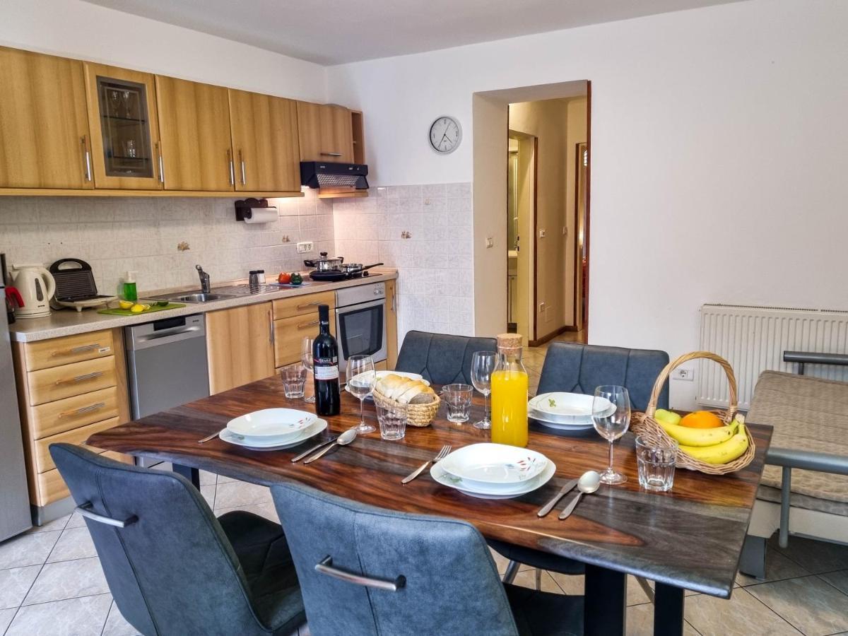 Apartmaji Jakob 1 Бовец Экстерьер фото