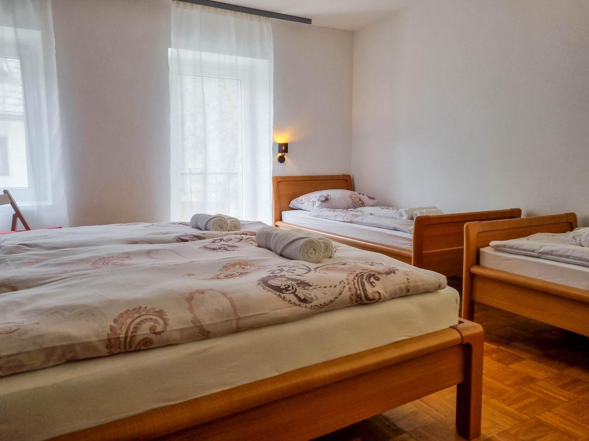 Apartmaji Jakob 1 Бовец Номер фото