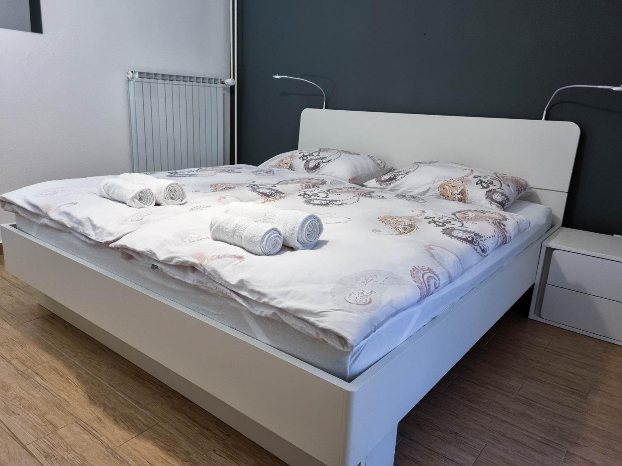 Apartmaji Jakob 1 Бовец Номер фото